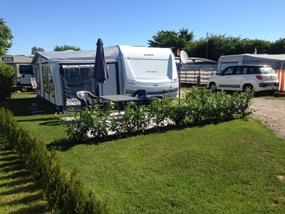Luxuscamping - Art der Unterkunft: Campingfahrzeug - Deutschland - Mobilheime direkt an der Ostsee Glamping Caravan