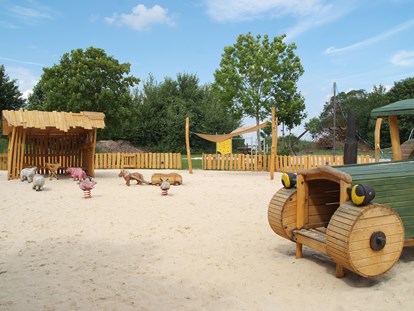 Luxuscamping - Dusche - Westoverledingen - Unsere Kleinkind Spieloase - Freizeitpark "Am Emsdeich" Safari Zeltlodge mit exklusiver Ausstattung