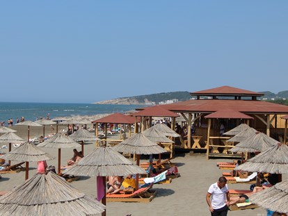 Luxuscamping - TV - Montenegro - Camping Safari Beach - Gebetsroither Luxusmobilheim von Gebetsroither am Camping Safari Beach