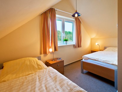 Luxuscamping - Preisniveau: gehoben - Brandenburg Nord - Camping- und Ferienpark Havelberge Ferienhaus für 4 Personen am Camping- und Ferienpark Havelberge