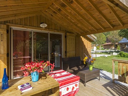 Luxuscamping - Art der Unterkunft: Bungalow - Franche-Comté - Domaine de Chalain Chalets auf Domaine de Chalain