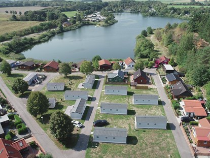 Luxuscamping - Preisniveau: moderat - Nordseeküste - Kransburger See Chalet 551 TYP C am Ferienpark Kransburger See