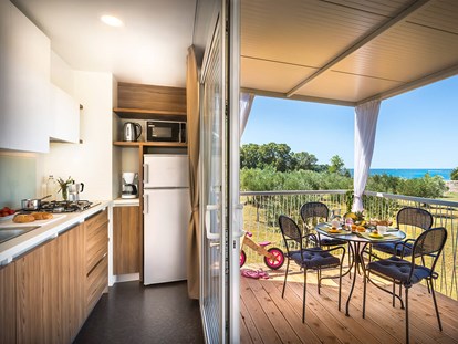 Luxuscamping - Unterkunft alleinstehend - Istrien - Aminess Maravea Camping Resort - Meinmobilheim Mirami Prestige auf dem Aminess Maravea Camping Resort