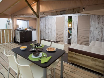 Luxuscamping - Preisniveau: exklusiv - Novigrad - Boutique Campingplatz Santa Marina - Meinmobilheim Premium Two Bedroom Glamping Tent auf dem Boutique Campingplatz Santa Marina