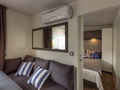 Luxuscamping - Klimaanlage - Rovinj - Campingplatz Porton Biondi - Meinmobilheim Mediteran Premium auf dem Campingplatz Porton Biondi