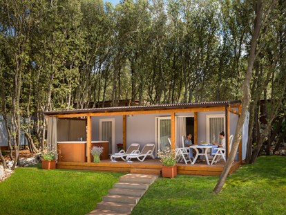 Luxuscamping - Klimaanlage - Rovinj - Campingplatz Polari - Meinmobilheim Deluxe auf dem Campingplatz Polari