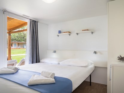 Luxuscamping - Preisniveau: exklusiv - Rovinj - Campingplatz Polari - Meinmobilheim Deluxe auf dem Campingplatz Polari