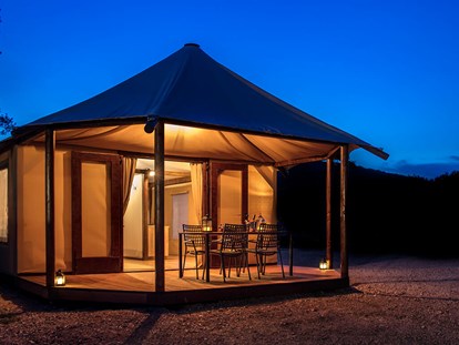 Luxuscamping - Klimaanlage - Novalja - Campingplatz Navis - Meinmobilheim Splendid Retreat auf dem Campingplatz Navis