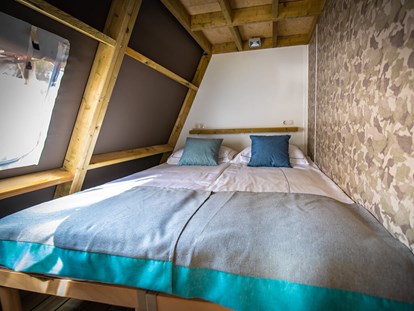 Luxuscamping - Hunde erlaubt - Pomer - Arena One 99 Glamping - Meinmobilheim Two bedroom lodge tent auf dem Arena One 99 Glamping
