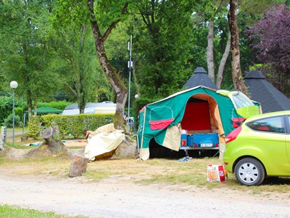 Luxury camping - Art der Unterkunft: Campingfahrzeug - France - Camping de l’Etang Glampingzelte auf Camping de l’Etang