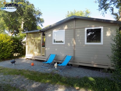 Luxuscamping - Unterkunft alleinstehend - Frankreich - Camping de l’Etang Chalets 6-8 Personen auf Camping de l’Etang