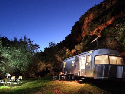 Luxuscamping - Terrasse - Andalusien - Bildquelle: http://www.glampingairstream.com/ - Glamping Airstream Glamping Airstream