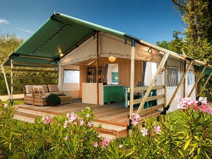 Luxuscamping - Premium Three Bedroom Glampingzelt auf dem Boutique Campingplatz Santa Marina